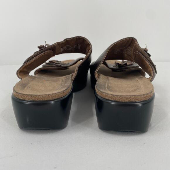 Dansko Metallic Bronze Flower Leather Sandals Size 38 / 8 - Picture 6 of 8